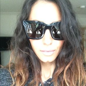 Meet your Posher, Lynda